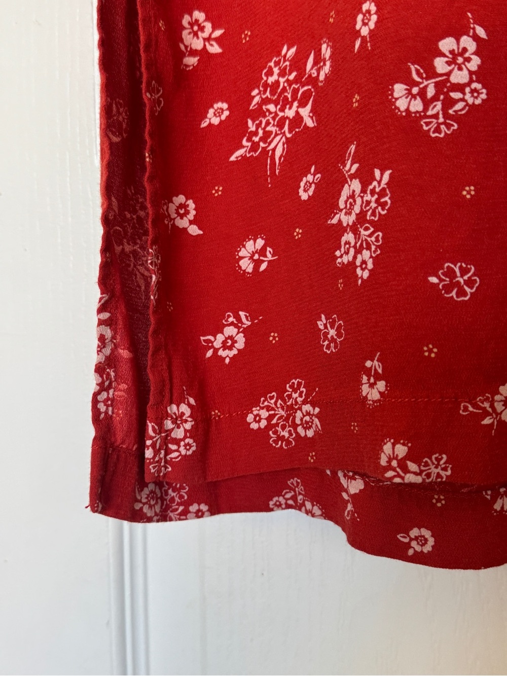 Vintage 90s Eddie Bauer Red Floral Rayon Button Front Maxi Dress M - Picture 8 of 10